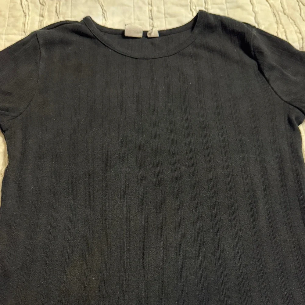 GAP Black Short Sleeve Tee for Kids